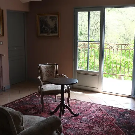 Nabat Le Haut, Et Table D'hotes Bed & Breakfast *