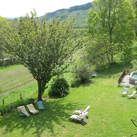 Nabat Le Haut, Et Table D'hotes Bed & Breakfast Courniou