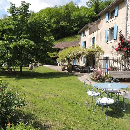 Nabat Le Haut, Et Table D'hotes Bed & Breakfast Courniou